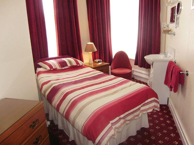 Ellenborough House Bed & Breakfast Southampton Exterior photo